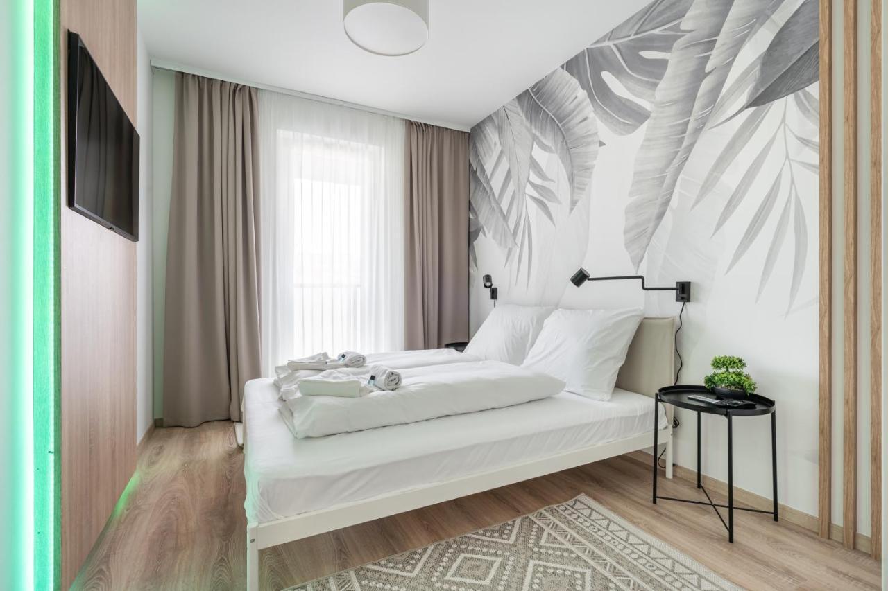WestSide River Apartment Boedapest Buitenkant foto